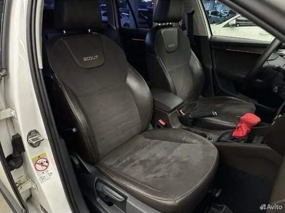 2017 Skoda Octavia Scout III (A7) Рестайлинг, белый, 2527000 рублей - вид 21