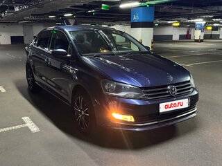 2016 Volkswagen Polo V Рестайлинг, синий, 990000 рублей, вид 3