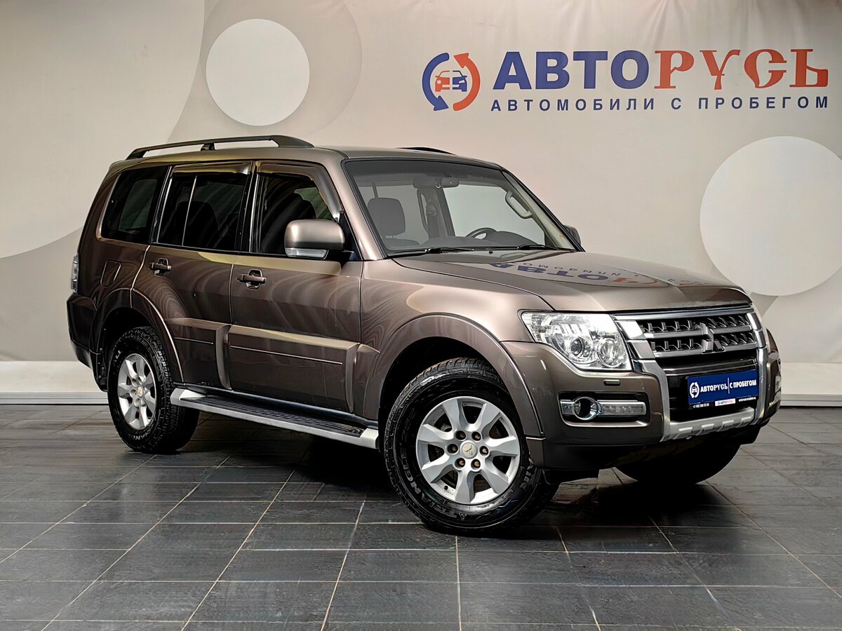 Открыть фотографии: Mitsubishi Pajero IV Рестайлинг 2