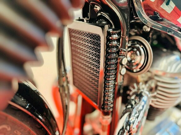 2026 Royal Enfield Interceptor 650, зелёный, 689000 рублей - вид 11