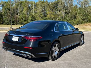 2025 Mercedes-Benz Maybach S-Класс 580 II (Z223), чёрный, 23412956 рублей, вид 2