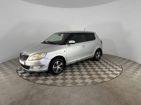 Skoda Fabia II Рестайлинг