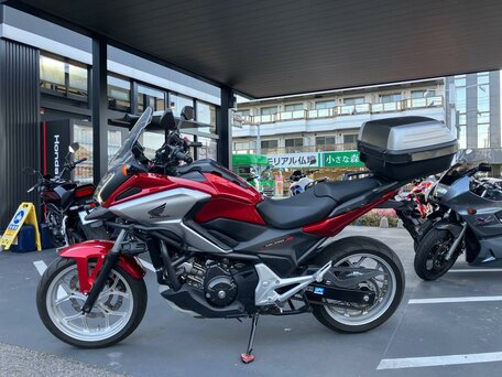 2017 Honda NC 750X, красный, 755000 рублей, вид 1