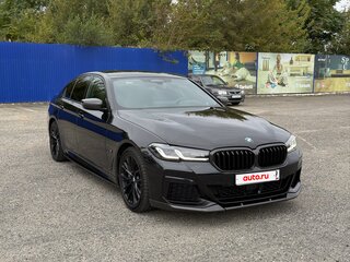 2021 BMW 5 серии 530i xDrive VII (G30/G31/G38) Рестайлинг, чёрный, 7200000 рублей, вид 3