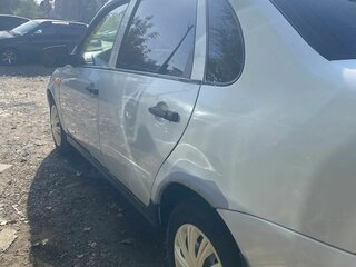 2010 Lada (ВАЗ) Kalina I, белый, 230000 рублей, вид 4