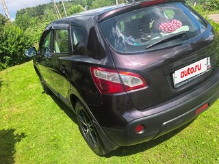 2013 Nissan Qashqai I Рестайлинг, фиолетовый, 850000 рублей, вид 2