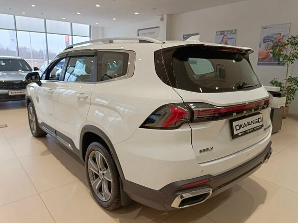 2026 Geely Okavango I Рестайлинг, белый, 4085990 рублей - вид 5