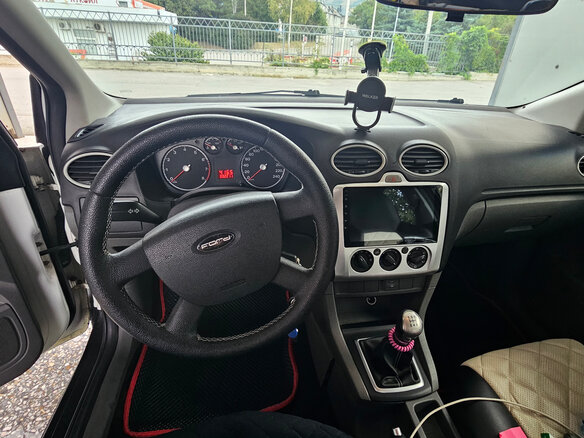 2009 Ford Focus II Рестайлинг, белый, 419000 рублей - вид 9
