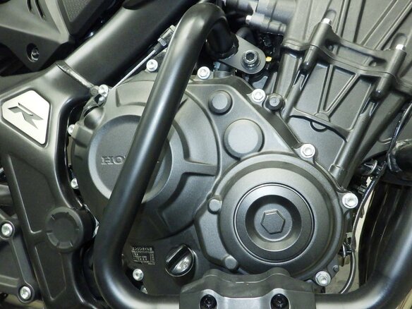 2023 Honda CB 650R, серый, 1099000 рублей - вид 9