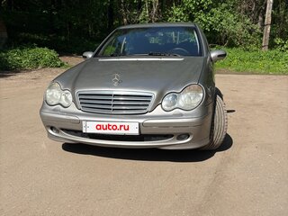2004 Mercedes-Benz C-Класс 180 II (W203), серый, 500000 рублей, вид 2