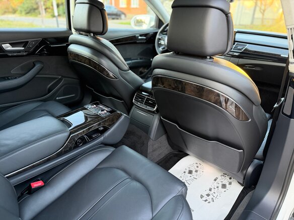 2014 Audi A8 III (D4) Рестайлинг, белый, 2149999 рублей - вид 38