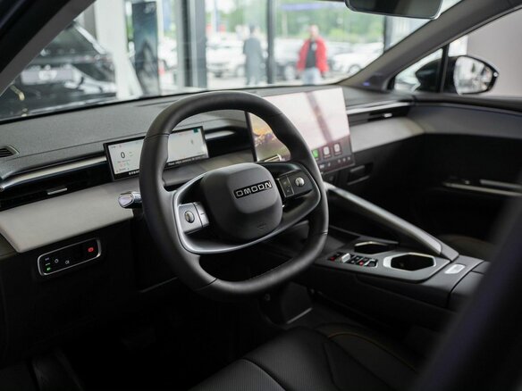 2026 Omoda C5 II, серый, 2929000 рублей - вид 18