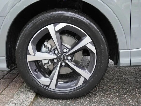 2026 Audi Q3 35 TFSI II (F3), серый - вид 6