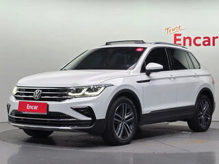 2022 Volkswagen Tiguan II Рестайлинг, белый, 3290000 рублей, вид 1