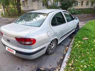 2002 Renault Megane I Рестайлинг, синий, 180000 рублей, вид 4