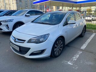 2013 Opel Astra J Рестайлинг, белый, 749000 рублей, вид 1