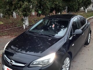2013 Opel Astra J Рестайлинг, чёрный, 800000 рублей, вид 3