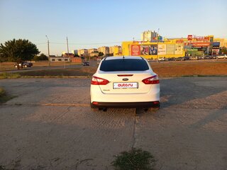 2014 Ford Focus III, белый, 910000 рублей, вид 3