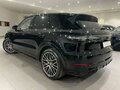 2019 Porsche Cayenne III, чёрный, 5578000 рублей - вид 3
