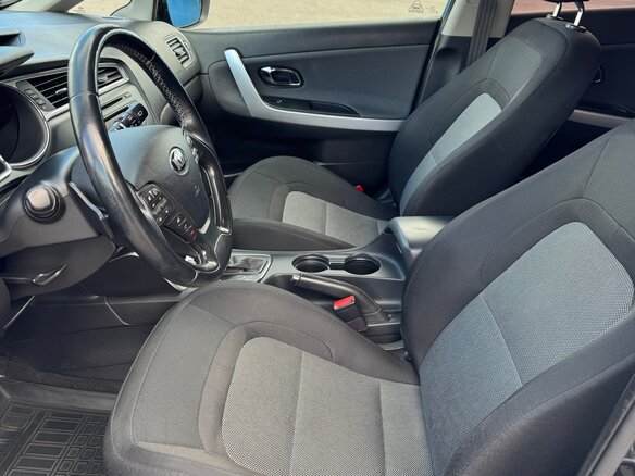 2017 Kia Ceed II Рестайлинг, чёрный, 1430000 рублей - вид 16