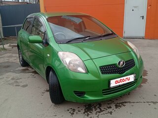 2005 Toyota Vitz II (XP90), зелёный, 370000 рублей, вид 1