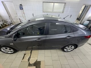 2012 Hyundai Solaris I, серый, 1200000 рублей, вид 3