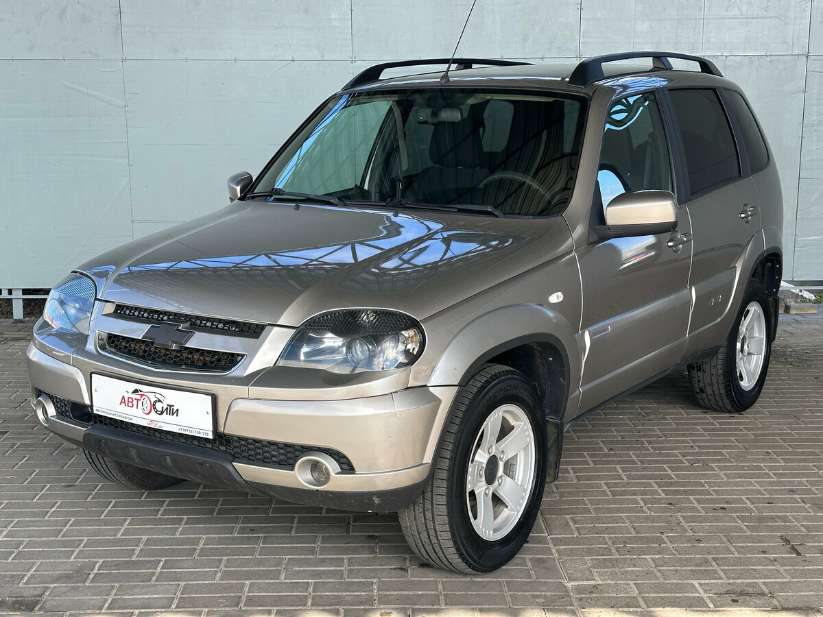 Открыть фотографии: Chevrolet Niva I Рестайлинг