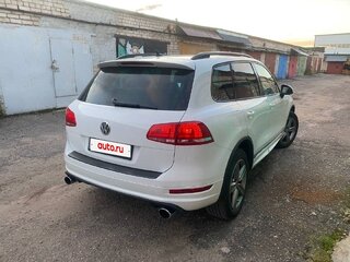 2012 Volkswagen Touareg II, белый, 2100000 рублей, вид 4