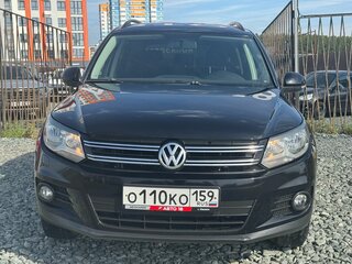 2013 Volkswagen Tiguan I Рестайлинг, чёрный, 899000 рублей, вид 3
