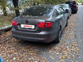 2013 Volkswagen Jetta VI, коричневый, 650000 рублей, вид 3