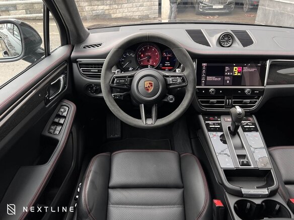 2026 Porsche Macan GTS I Рестайлинг 2, чёрный - вид 9