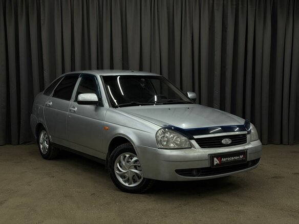 2011 Lada (ВАЗ) Priora I, серебристый, 209999 рублей - вид 1