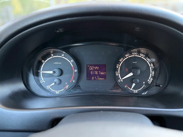 2018 Lada (ВАЗ) Priora I Рестайлинг, серый, 725000 рублей - вид 12