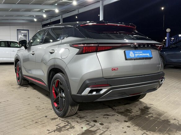 2022 Omoda C5 I, серый, 1699000 рублей - вид 2