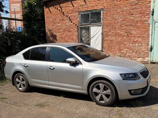 2013 Skoda Octavia III (A7), серебристый, 1400000 рублей, вид 3