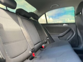 2011 Volkswagen Jetta VI, чёрный, 987000 рублей, вид 4