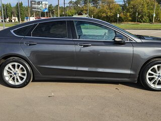 2019 Ford Fusion (North America) II Рестайлинг, серый, 1655000 рублей, вид 5