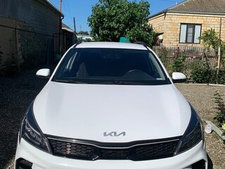 2021 Kia Rio X IV Рестайлинг, белый, 1650000 рублей, вид 1