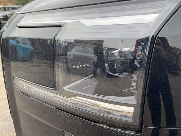 2026 Zeekr 9X 70 kWh, чёрный, 11550000 рублей - вид 18