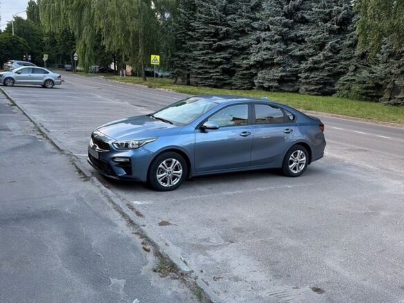 2018 Kia Cerato IV, голубой, 2000000 рублей - вид 5