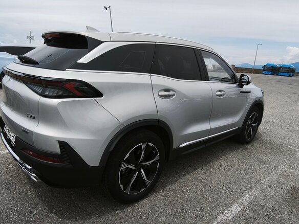 2024 BAIC X75, серебристый, 2250000 рублей - вид 6