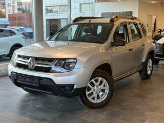 2017 Renault Duster I Рестайлинг, серебристый, 819000 рублей, вид 1
