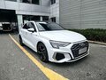 2021 Audi A3 Sportback 35 TFSI IV (8Y), белый, 1630000 рублей