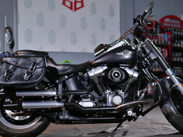 2010 Harley-Davidson Fat Boy, чёрный, 1640000 рублей - вид 15
