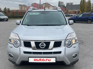 2014 Nissan X-Trail II Рестайлинг, серебристый, 1390000 рублей, вид 1