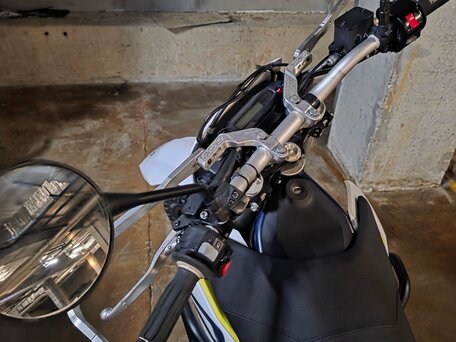 2021 Husqvarna 701 Enduro, белый, 810000 рублей, вид 3