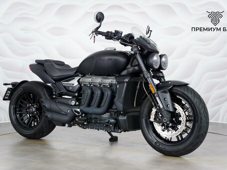 2022 Triumph Rocket 3, чёрный, 2299000 рублей, вид 5
