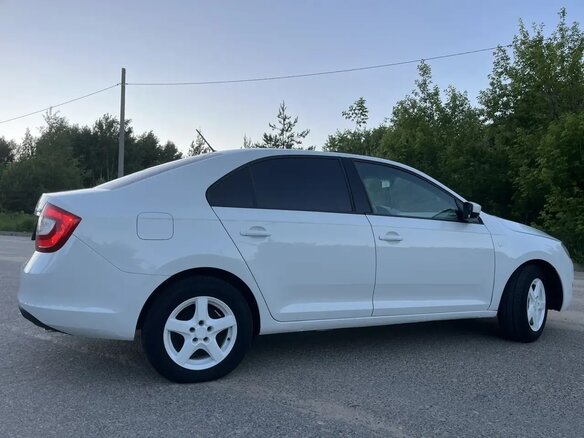 2016 Skoda Rapid I, белый, 700000 рублей - вид 11