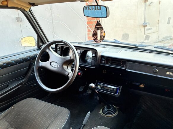 2007 Lada (ВАЗ) 21053-20, синий, 85000 рублей - вид 10