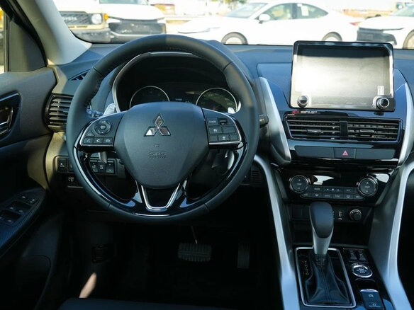 2026 Mitsubishi Eclipse Cross I Рестайлинг, белый, 3350000 рублей - вид 11